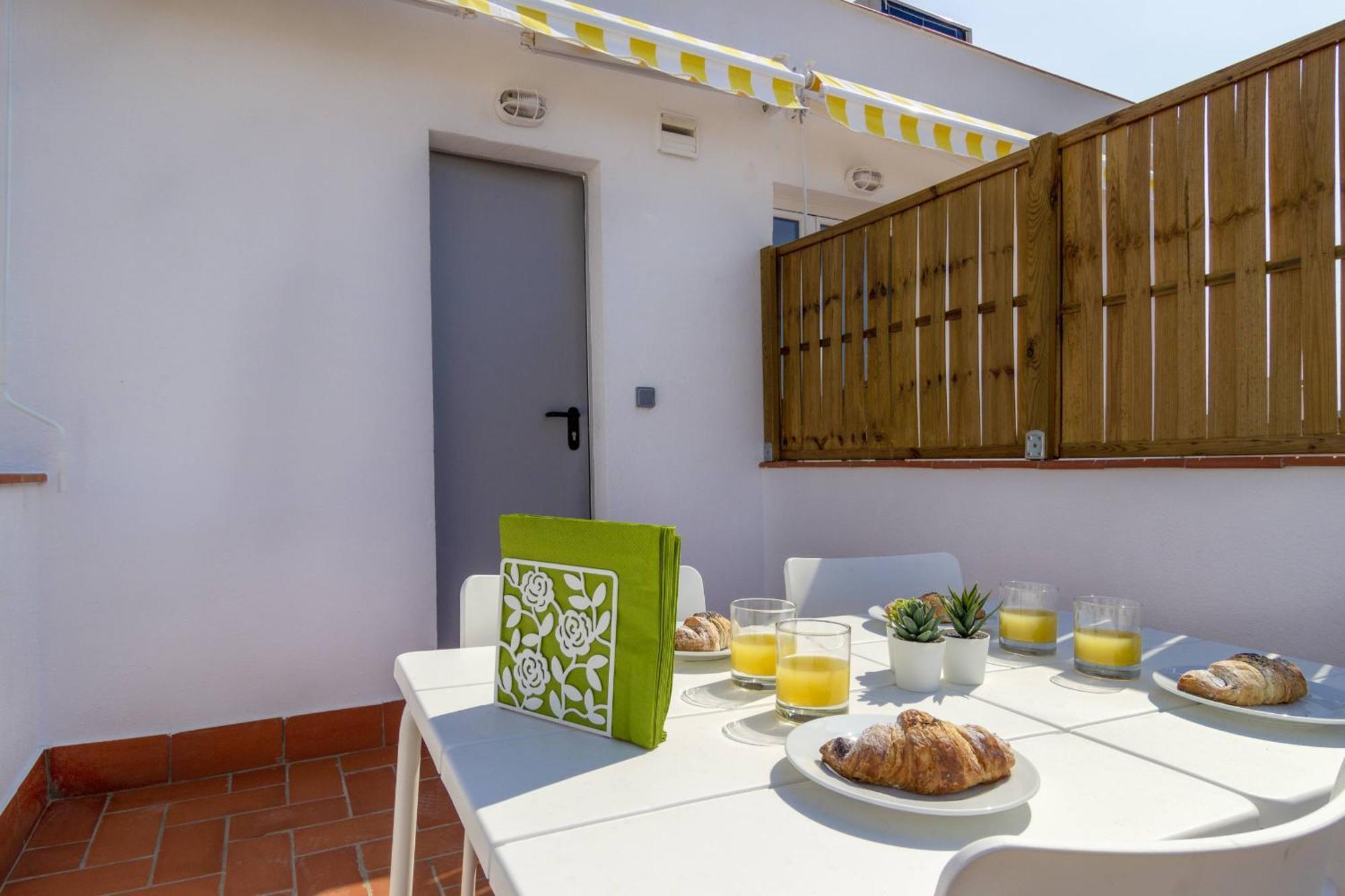Апартаменти Ola Living Camp Nou Л'Успіталет-да-Любрагат Екстер'єр фото